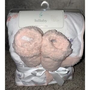 Lullaby Lane Pink/white Blanket And Booties Size 0-6 Month Butterflies & Flowers